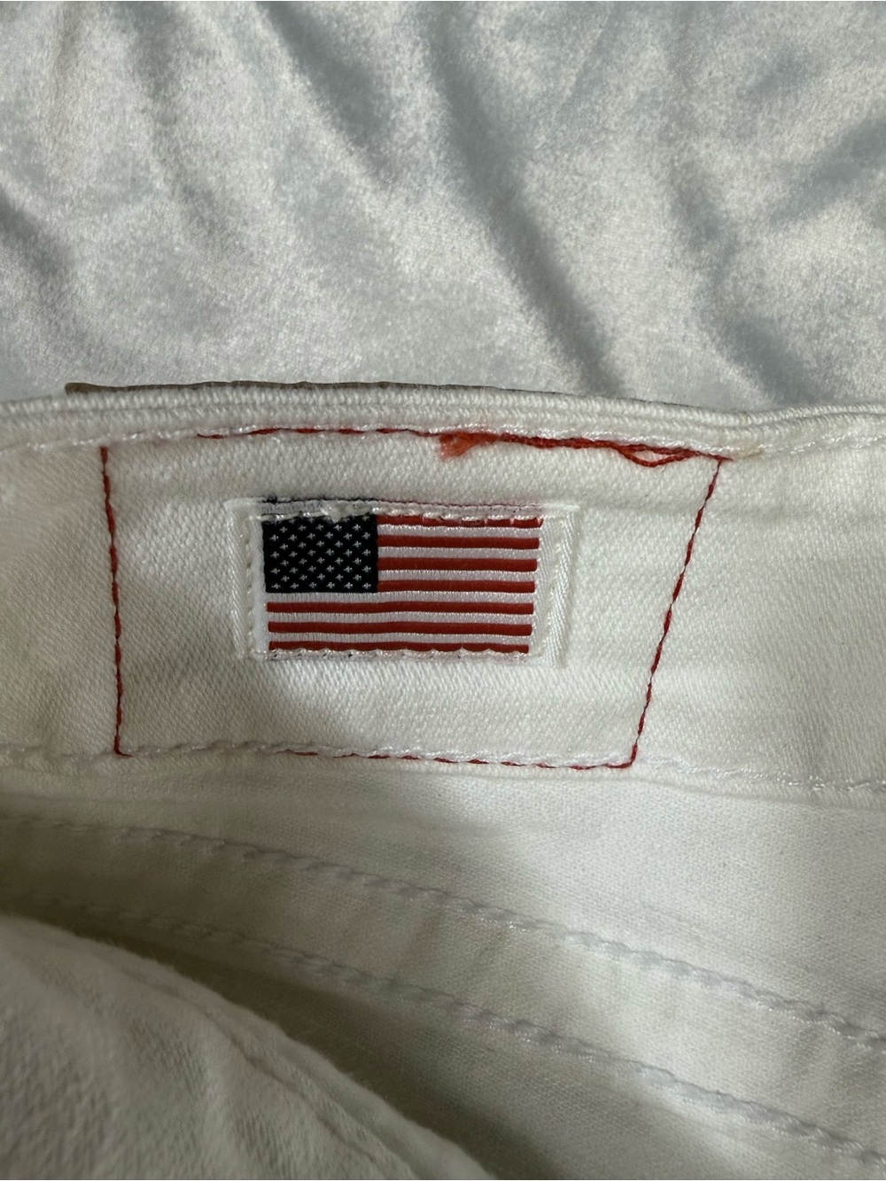 True Religion Women's White Cuffed Denim Shorts size 25 - Picture 7 of 12